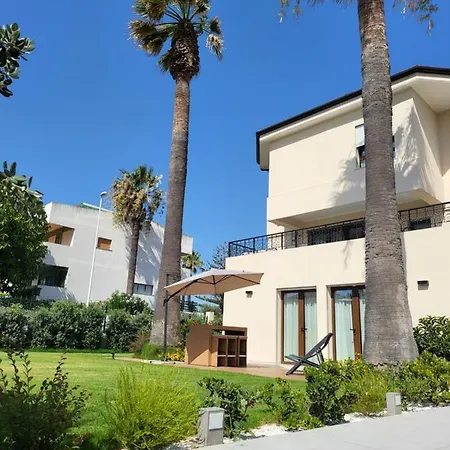 Twin Palms